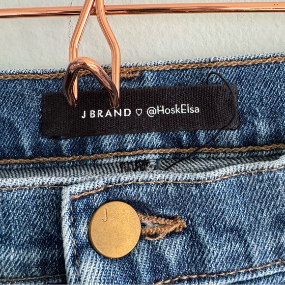 J Brand x Elsa Hosk Monday Jean in Workday Blue
Wide Leg Jeans Size 29 - Picture 4 of 15